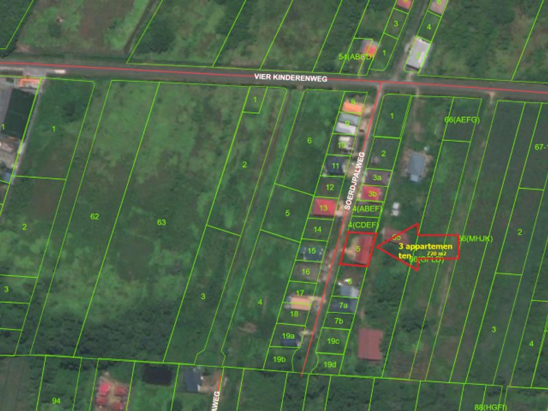 Eigendom, Groot Blijdenshoopweg ca 2000 m2. Geheel omrasterd met steen, opgehoogd. Langs asfaltweg, 400 m van Indra Gandhiweg
